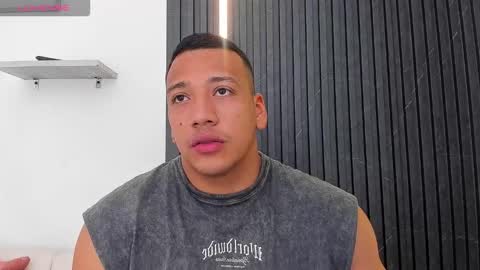 Tom muscle1 online show from 09/11/25, 12:05