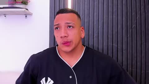 Tom muscle1 online show from 10/07/25, 11:51