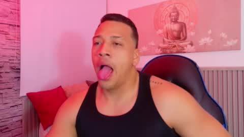 Tom muscle1 online show from 11/22/25, 09:30