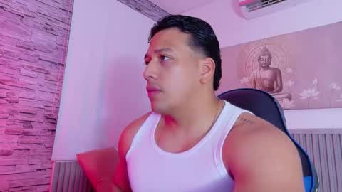 Tom muscle1 online show from 03/27/26, 11:54