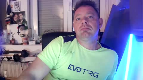 tomame_ online show from 12/16/24, 03:08