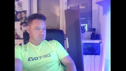 tomame_ online show from 12/16/24, 07:04