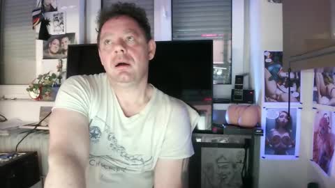 tomame_ online show from 01/27/25, 01:48