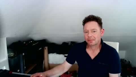 tomame_ online show from 05/21/26, 03:30