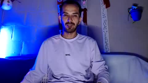 tomas gerauld. make me happy with 10000 tokens online show from 01/03/25, 03:16