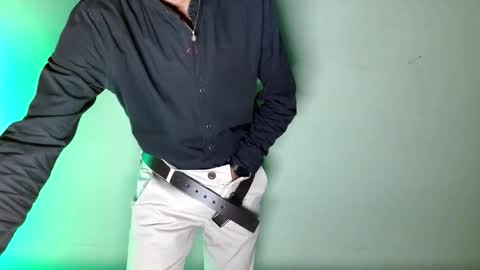 tomas gerauld. make me happy with 10000 tokens online show from 01/17/26, 02:27