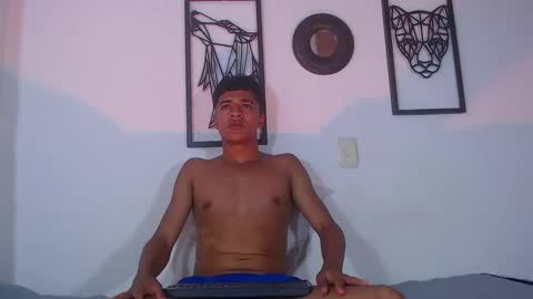 tomas_guebara online show from 10/17/25, 06:54