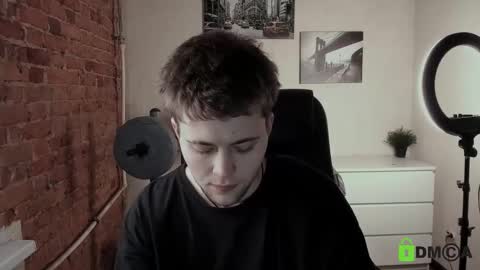 Snapshot of tomas_norton chatting on 12/15/25, 03:05 tomas_norton online show from 12/15/25, 03:05