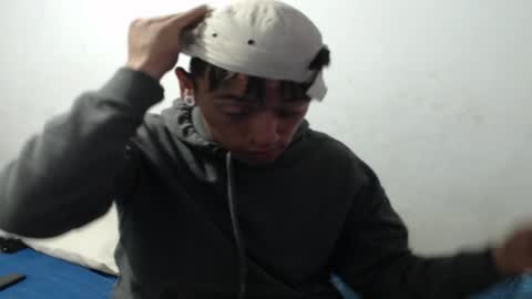 tomas_turbado_ online show from 04/21/26, 07:25