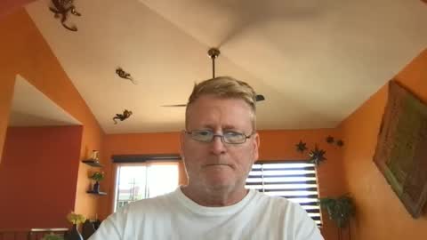 Hola online show from 04/14/26, 06:36