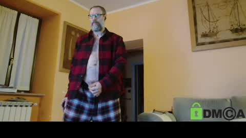 Tomas Milian online show from 12/15/24, 01:02