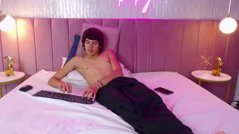 Tomm online show from 12/01/24, 04:29