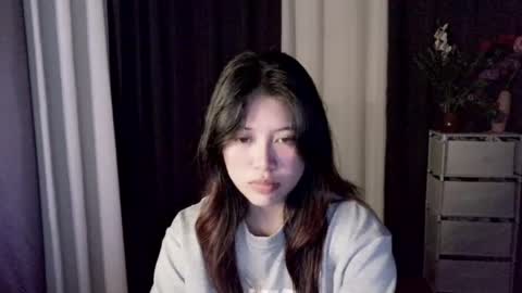 Snapshot of tombalita chatting on 06/18/26, 11:36 mika online show from 06/18/26, 11:36