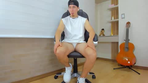 Tom Bardem online show from 12/13/25, 07:53