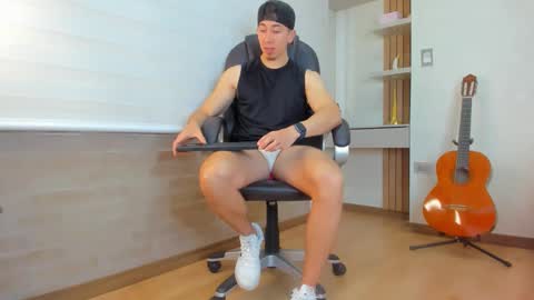 Tom Bardem online show from 01/09/26, 07:26