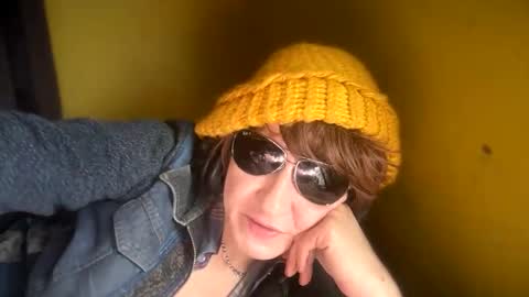 Snapshot of tomboy_titties chatting on 01/01/25, 07:32 tomboy_titties online show from 01/01/25, 07:32