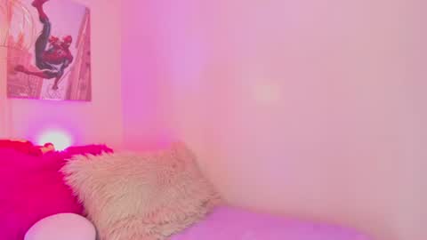 Snapshot of tomboy_tommy chatting on 07/17/26, 12:34 Tommy online show from 07/17/26, 12:34
