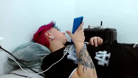 Blue online show from 11/01/25, 10:45