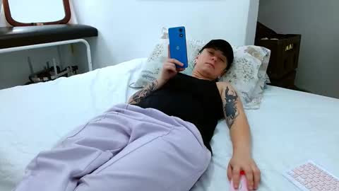 Blue online show from 02/13/26, 02:46