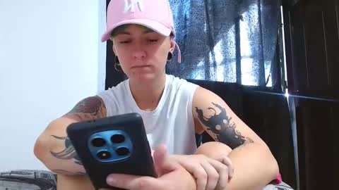 Blue online show from 04/11/26, 06:56