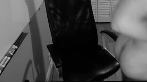 Snapshot of tombrockmoen2 chatting on 10/04/25, 05:05 tombrockmoen2 online show from 10/04/25, 05:05