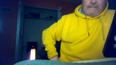 Snapshot of tomcat4848 chatting on 01/22/25, 02:37 tomcat4848 online show from 01/22/25, 02:37