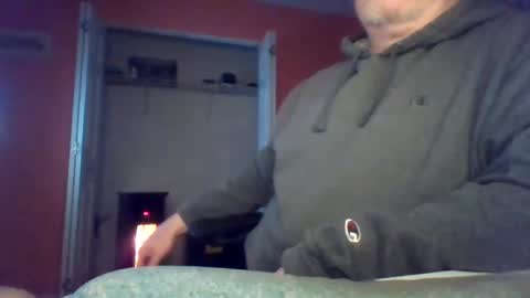 Snapshot of tomcat4848 chatting on 02/01/25, 12:07 tomcat4848 online show from 02/01/25, 12:07