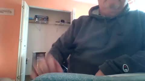 Snapshot of tomcat4848 chatting on 02/01/25, 02:13 tomcat4848 online show from 02/01/25, 02:13