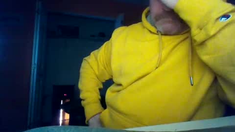 Snapshot of tomcat4848 chatting on 02/04/25, 10:00 tomcat4848 online show from 02/04/25, 10:00