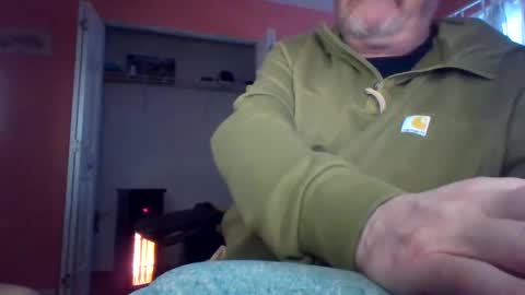 Snapshot of tomcat4848 chatting on 02/06/25, 09:28 tomcat4848 online show from 02/06/25, 09:28