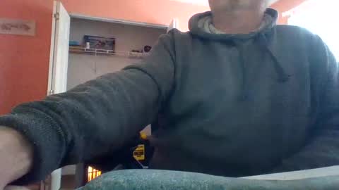 Snapshot of tomcat4848 chatting on 02/10/25, 02:48 tomcat4848 online show from 02/10/25, 02:48