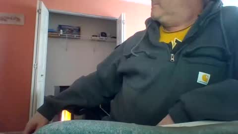 Snapshot of tomcat4848 chatting on 02/17/25, 04:48 tomcat4848 online show from 02/17/25, 04:48