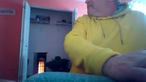 Snapshot of tomcat4848 chatting on 02/20/25, 07:30 tomcat4848 online show from 02/20/25, 07:30
