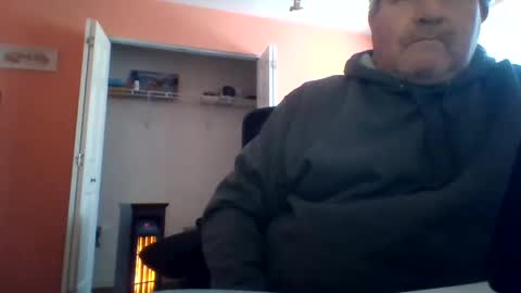 Snapshot of tomcat4848 chatting on 02/22/25, 06:52 tomcat4848 online show from 02/22/25, 06:52
