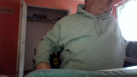 Snapshot of tomcat4848 chatting on 09/23/25, 06:33 tomcat4848 online show from 09/23/25, 06:33