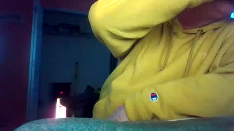 Snapshot of tomcat4848 chatting on 01/18/26, 12:31 tomcat4848 online show from 01/18/26, 12:31