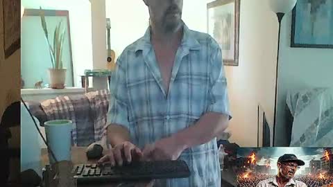 sirmuggsalot online show from 05/19/26, 04:24