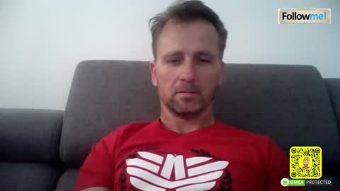 Snapshot of tomhardic chatting on 11/07/25, 09:31 TOM online show from 11/07/25, 09:31