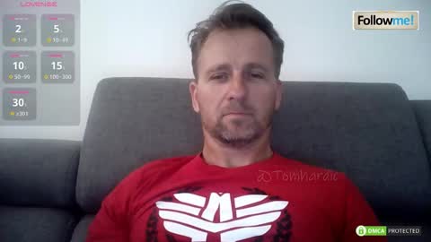 Snapshot of tomhardic chatting on 02/08/26, 08:12 TOM online show from 02/08/26, 08:12