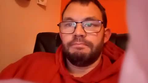 tomlaw1991 online show from 10/29/25, 06:31