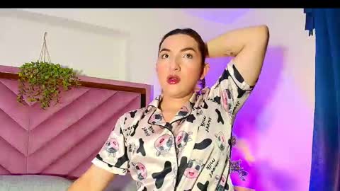   online show from 10/16/25, 12:17