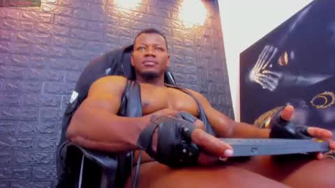 Snapshot of tommike388 chatting on 07/12/26, 04:20 Tom Mike online show from 07/12/26, 04:20