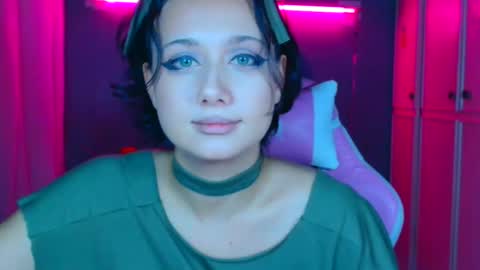 Snapshot of tommioo7 chatting on 10/23/25, 08:18 Galadriel online show from 10/23/25, 08:18