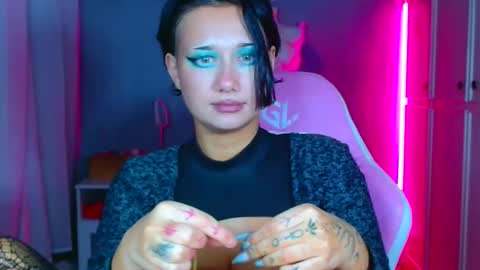 Snapshot of tommioo7 chatting on 11/24/25, 03:45 Galadriel online show from 11/24/25, 03:45