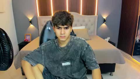 Tommy  online show from 03/17/26, 03:22