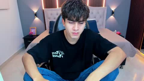 Tommy  online show from 03/31/26, 03:41