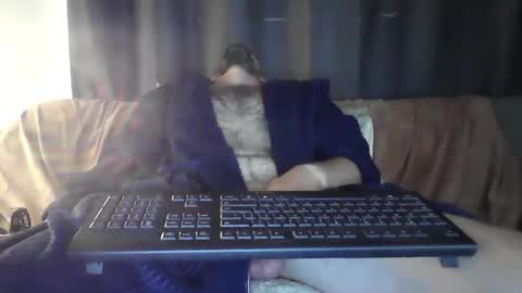 Snapshot of tommy5173 chatting on 12/09/24, 11:34 tommy5173 online show from 12/09/24, 11:34