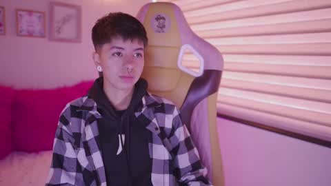 Blue  online show from 02/19/26, 03:08