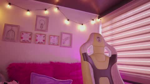 Blue  online show from 04/13/26, 12:21