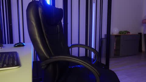  tommy burnzzz  online show from 01/10/25, 02:46